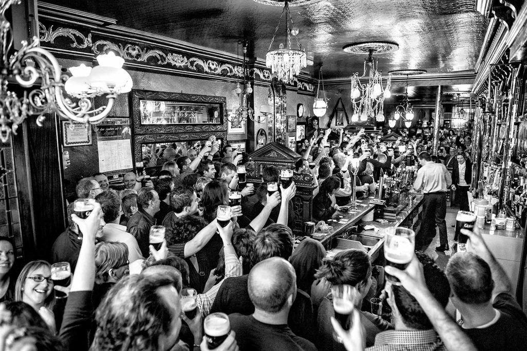 The Long Hall, Arthurs Day 2009