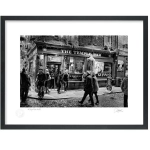 The Temple Bar, Dublin | Framed Photograph | Patrick Donald